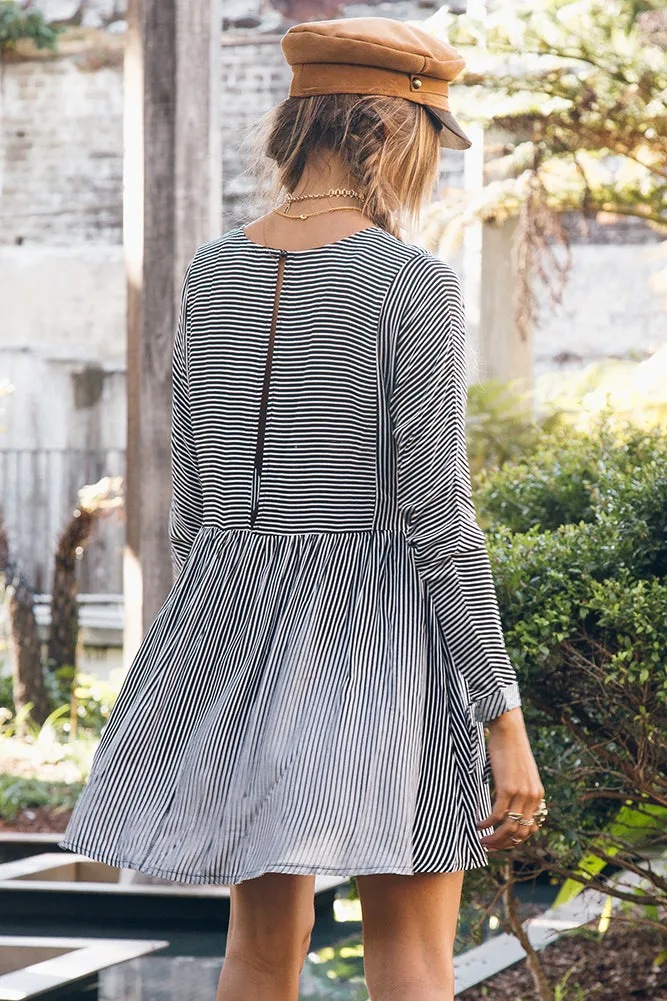 A Sudden Light Dress Black