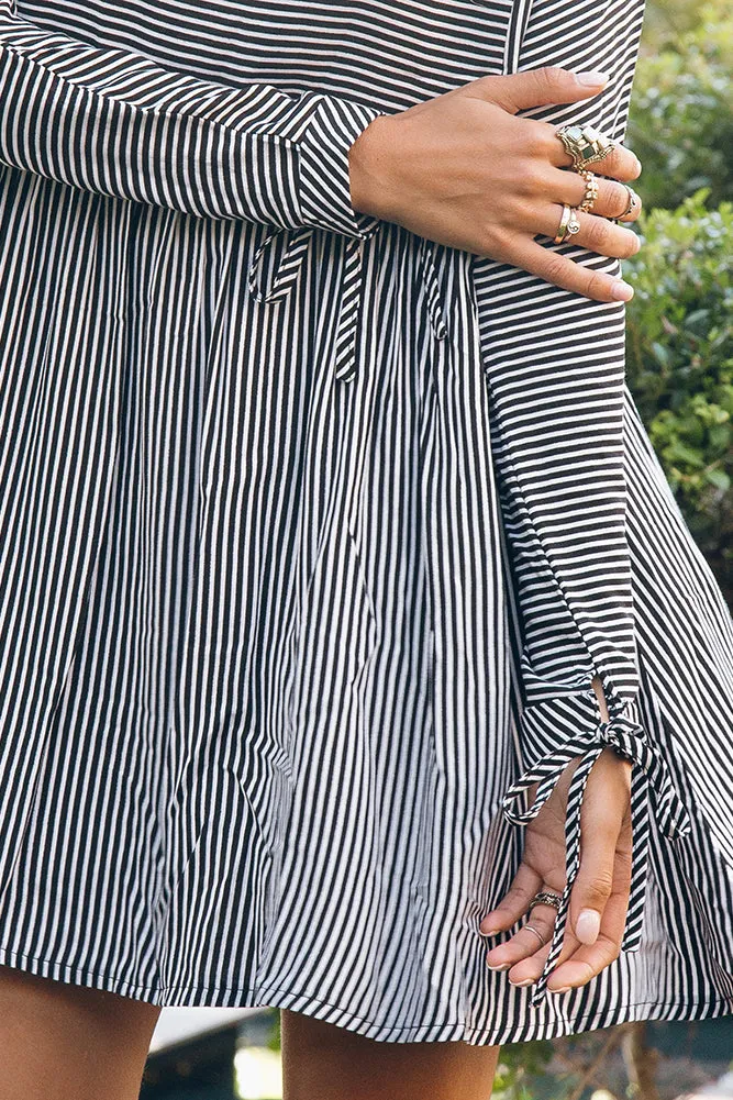 A Sudden Light Dress Black