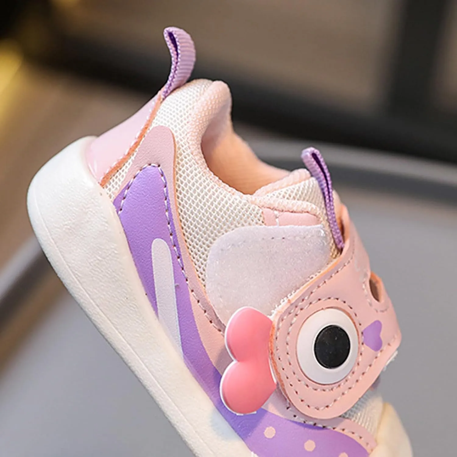 Baby Infant First Walking Sneakers Squeaky Hook Loop Non Slip First Walking Sport Shoes Toddler Newborn Breathable Casual