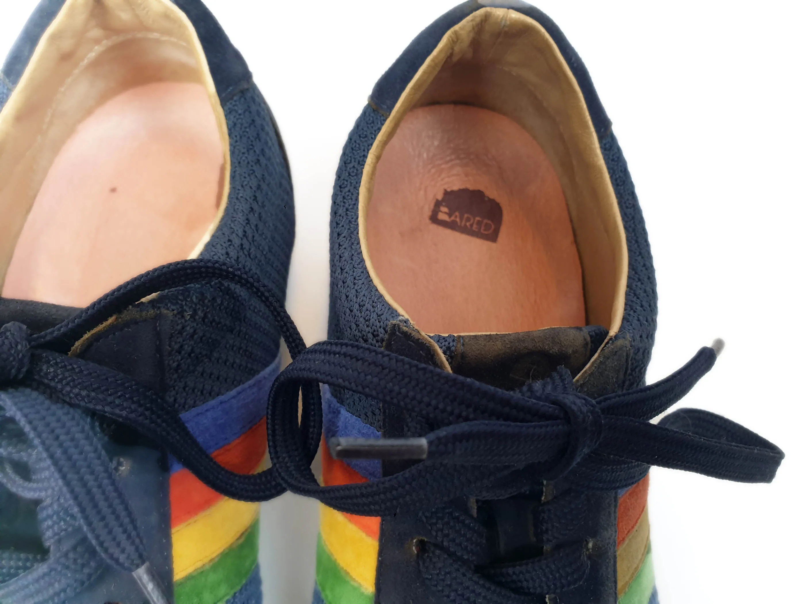 Bared navy runners with rainbow side detail size 39
