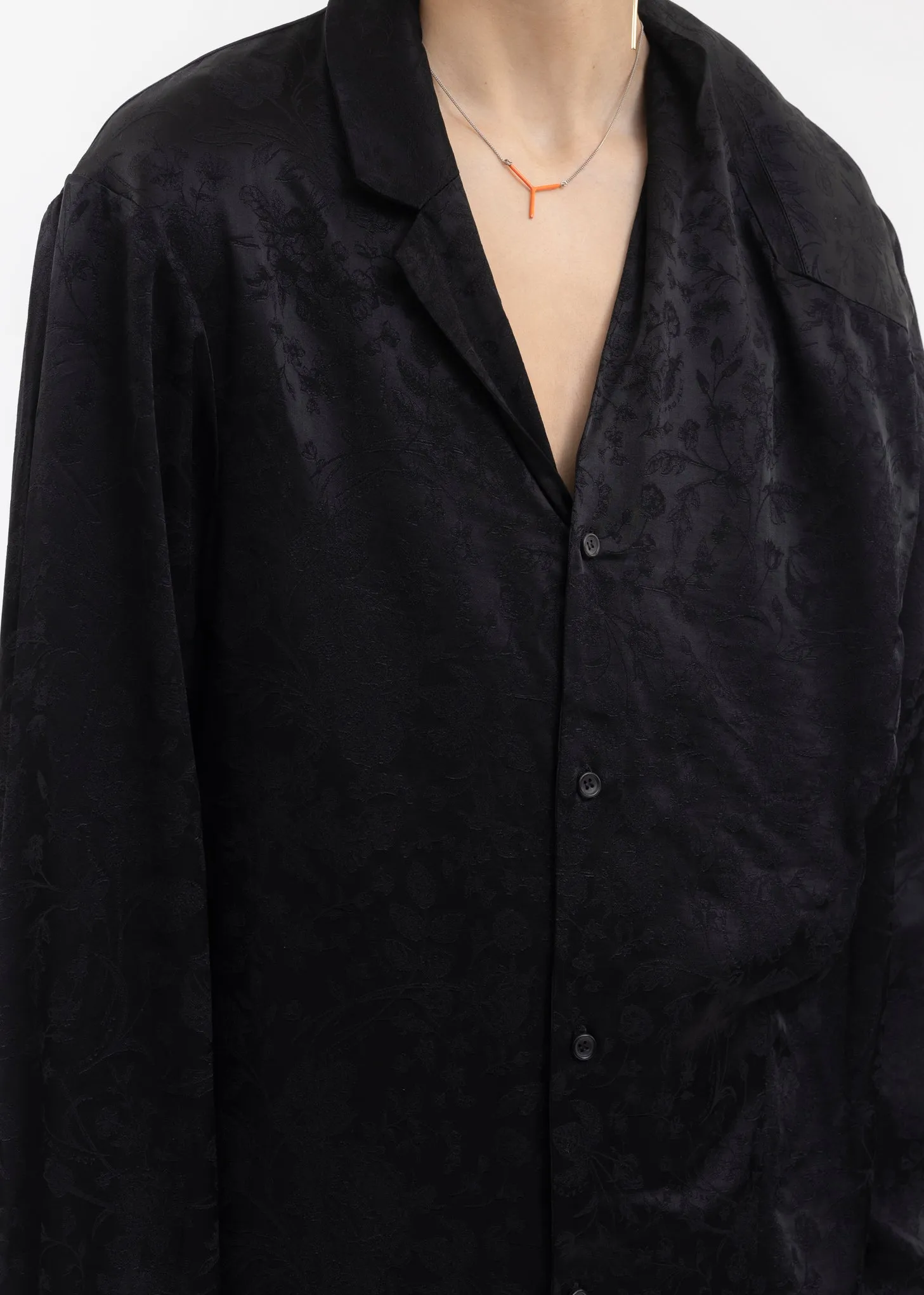 BLACK TWISTED LAPEL SHIRT