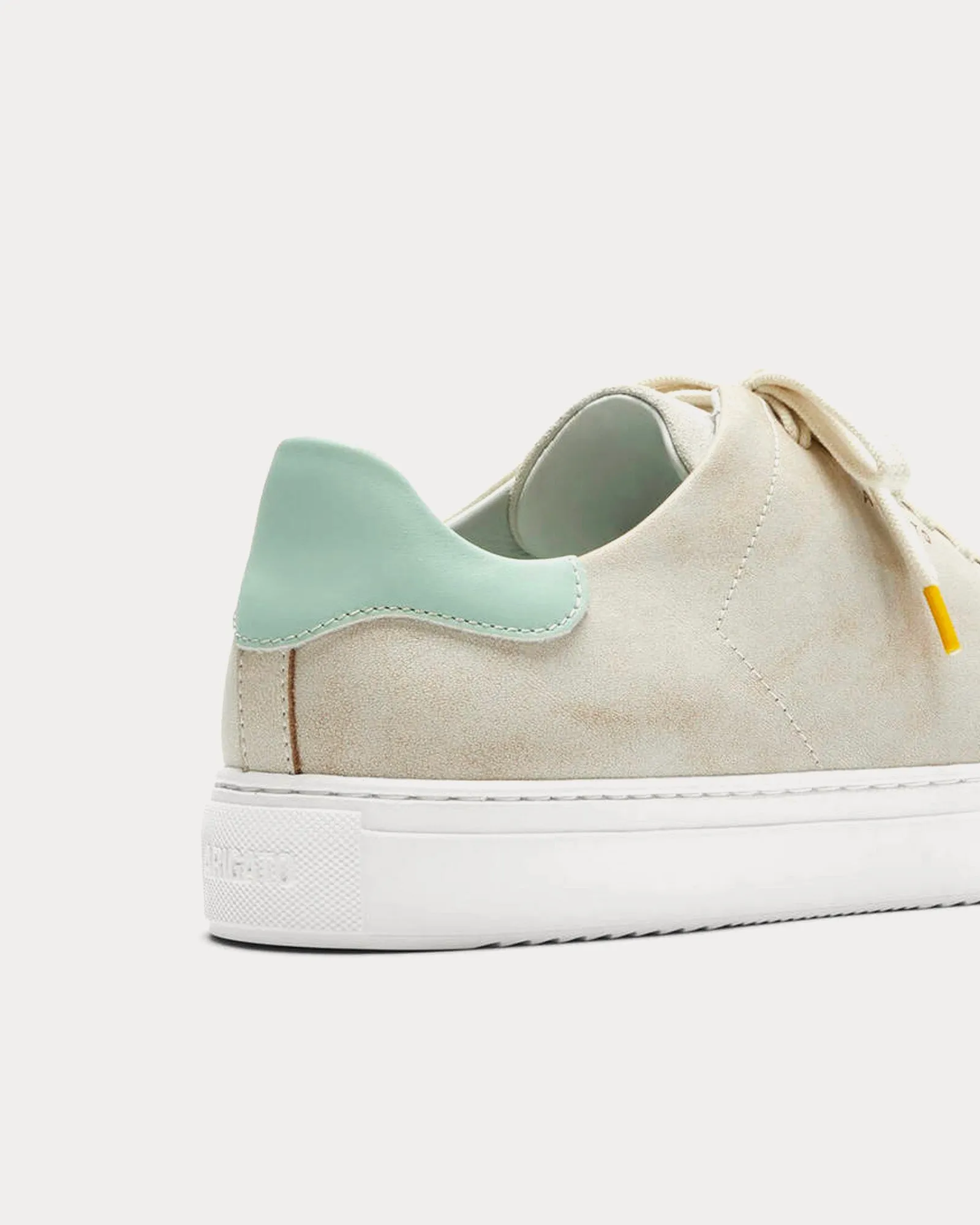 Clean 90 Triple Beige / Light Green Low Top Sneakers