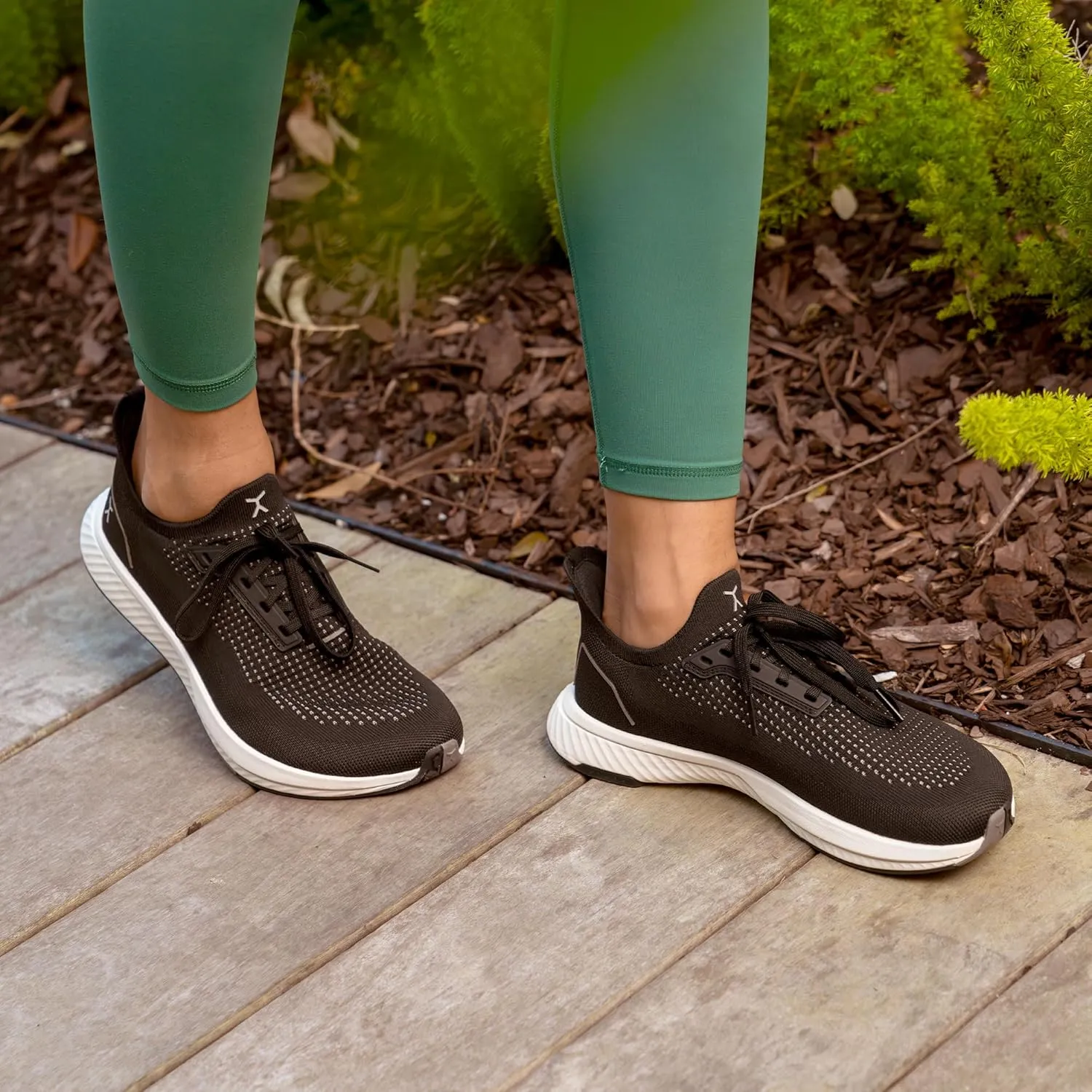 FLUX FOOTWEAR Adapt Runners for Women and Mens Barefoot Minimalist Shoes  Wide Toe Box, Zero Drop Sole, Lightweight & Flexible, Perfect for Walking, Running and Everyday Comfort