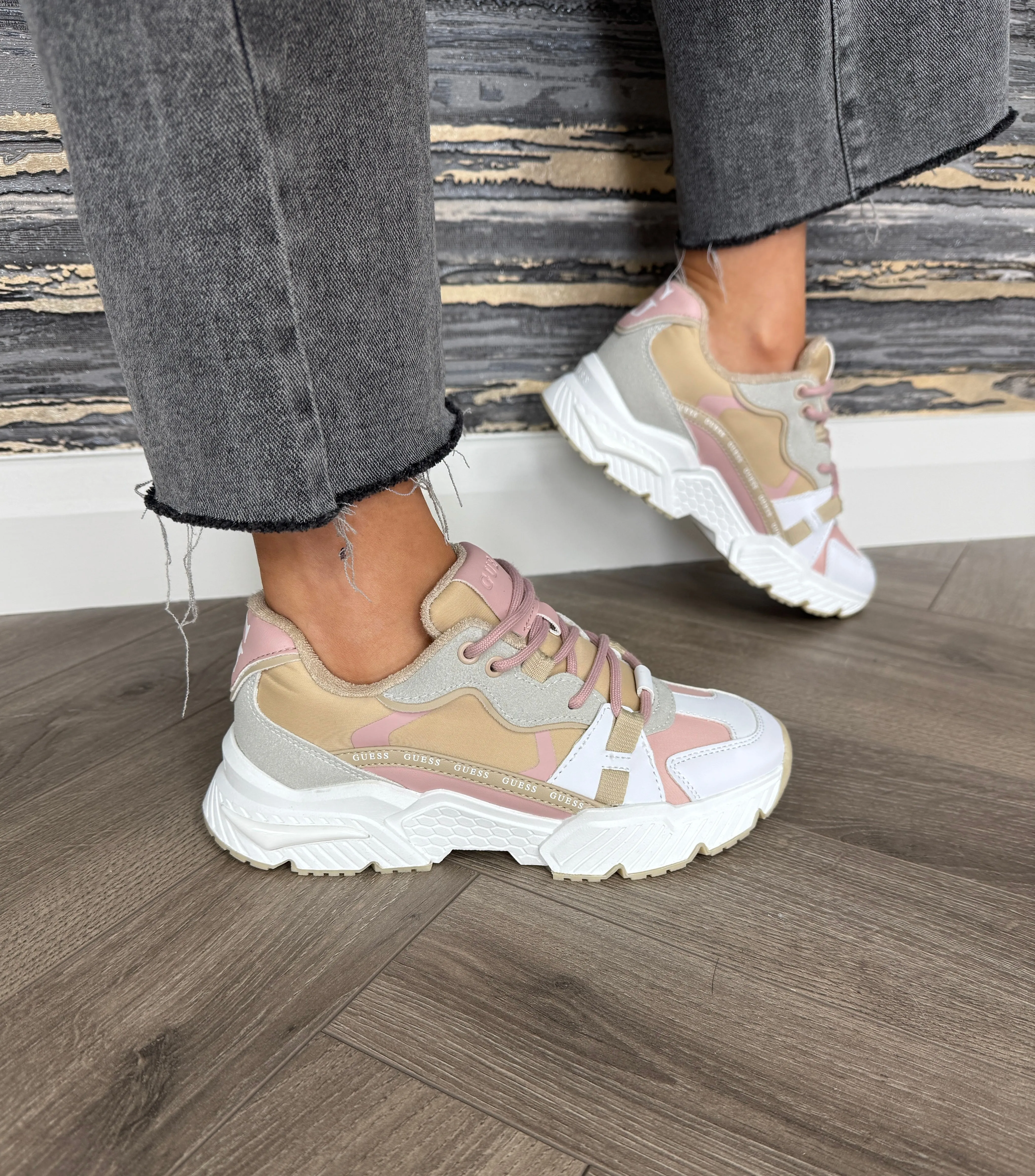 Guess (G22) Chunky Trainer with Nude and Pink Inserts FLJCARELE12 - Whita