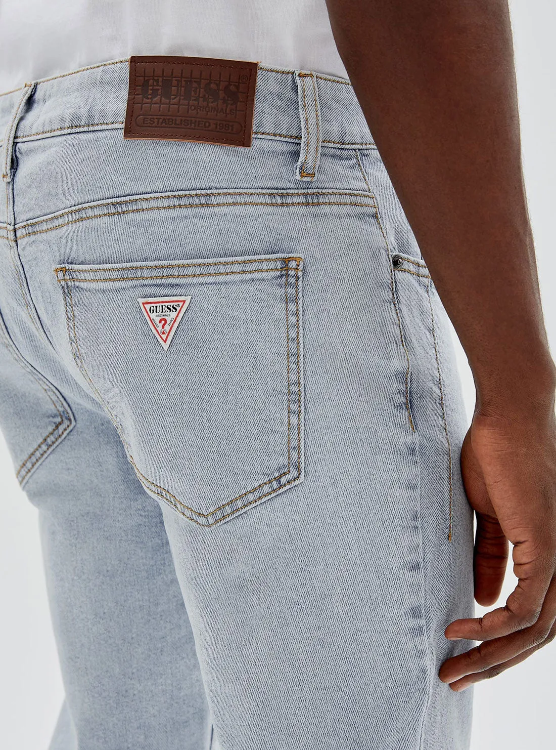 Guess Originals Mid-Rise Skinny Denim Jeans In Osborn Light Wash