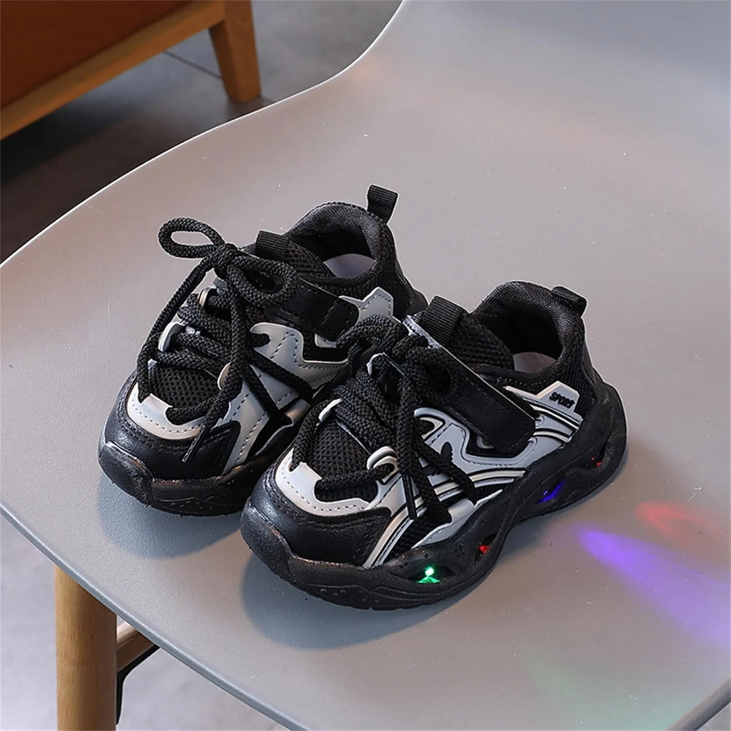 Light Up Toddler Boys Girls Shoes Flashing Lightweight Tennis Walking Sneakers Breathable Sport Shoes for Kids