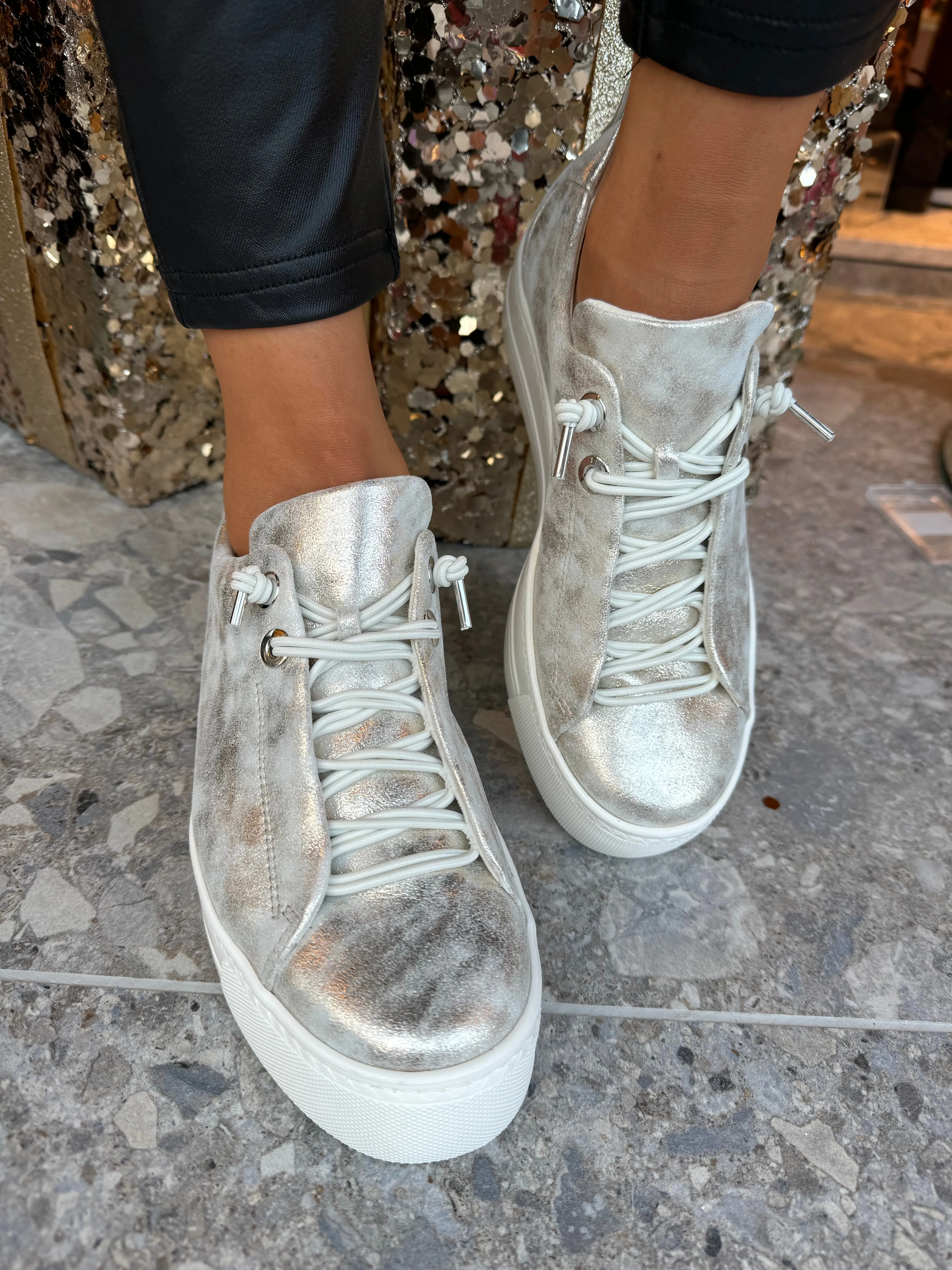Paul Green (SS25) - 5017-12 Metallic Trainer With Elastic Lace - Met.Antic Mineral (PG15)