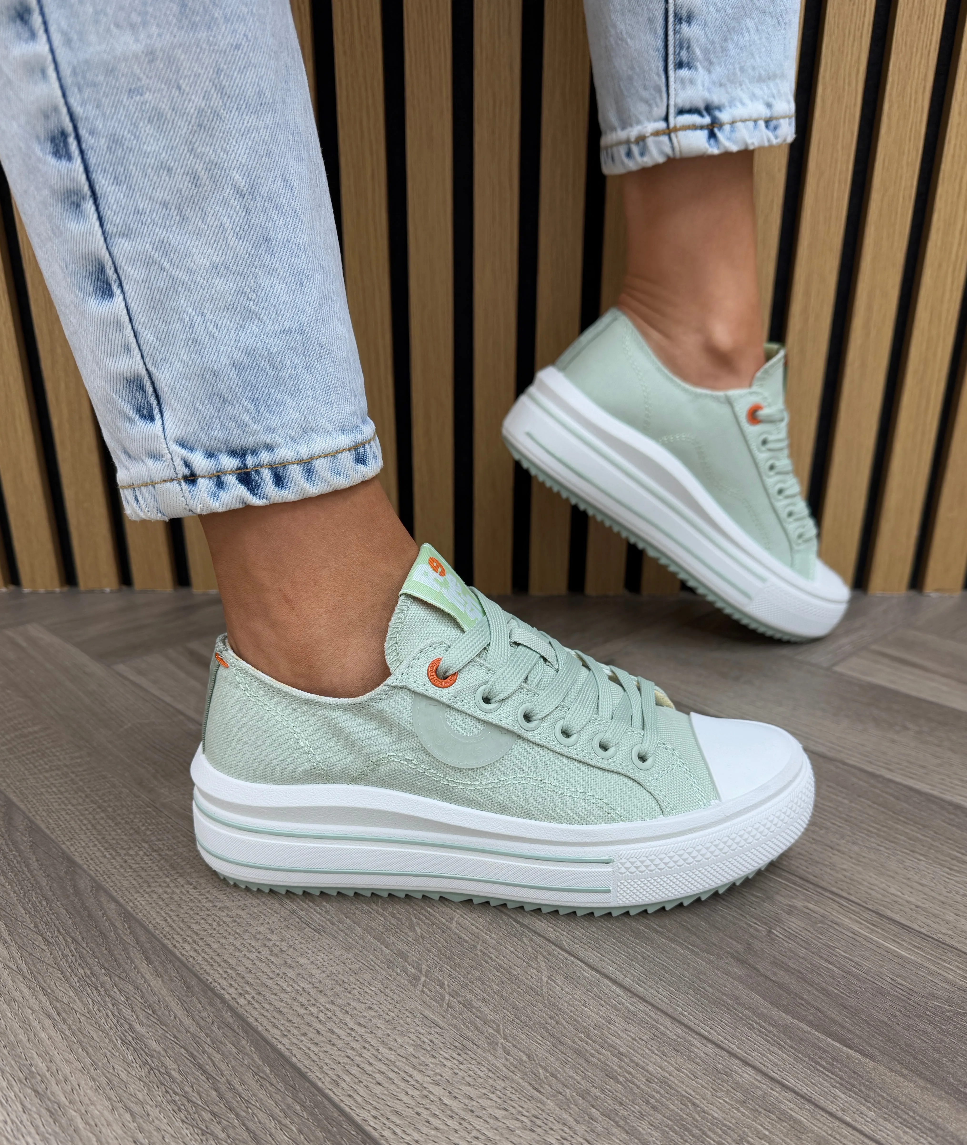 Refresh (SS25) Canvas Lace Up Trainer 172719 - Aqua (R18)