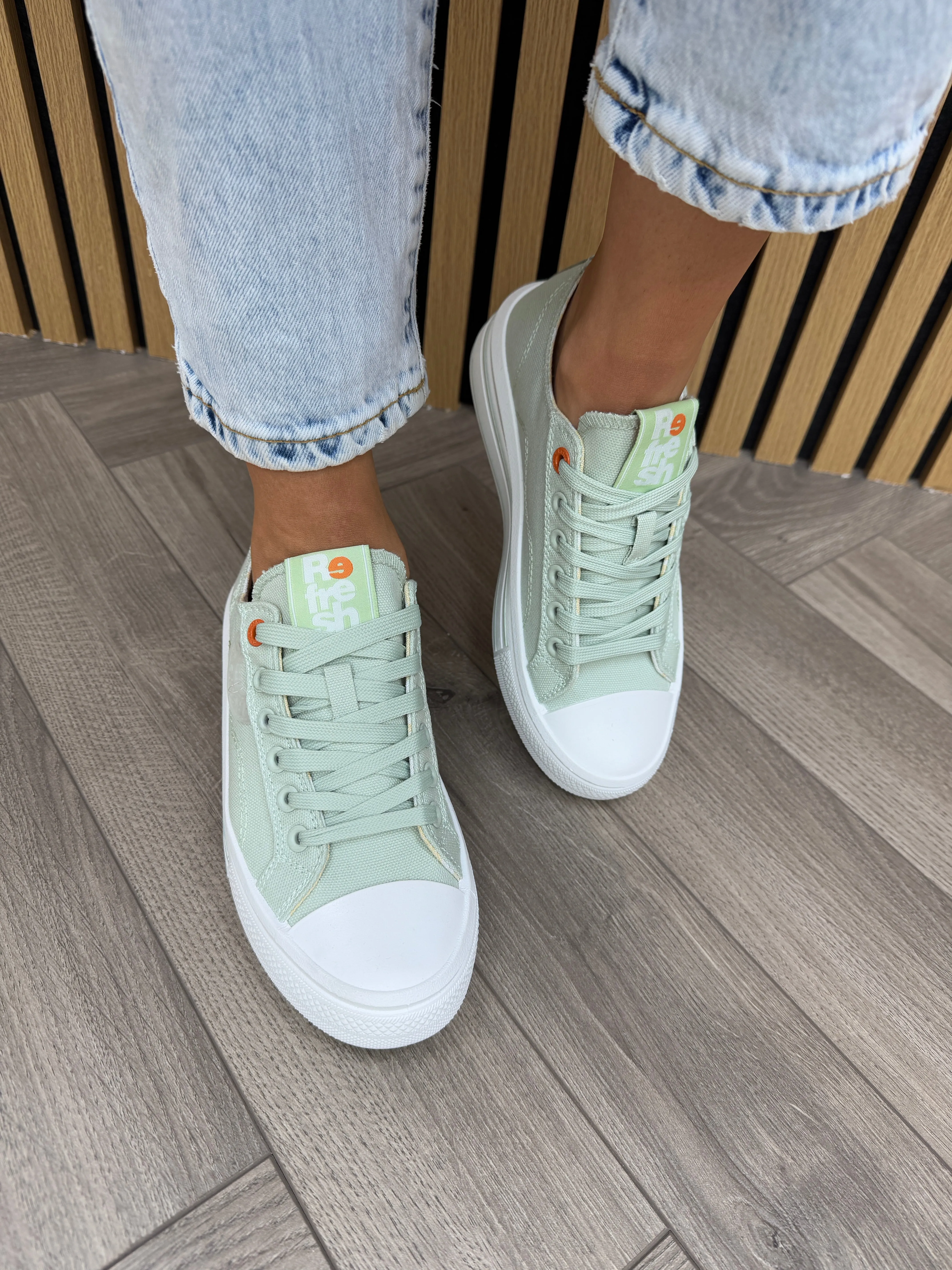Refresh (SS25) Canvas Lace Up Trainer 172719 - Aqua (R18)