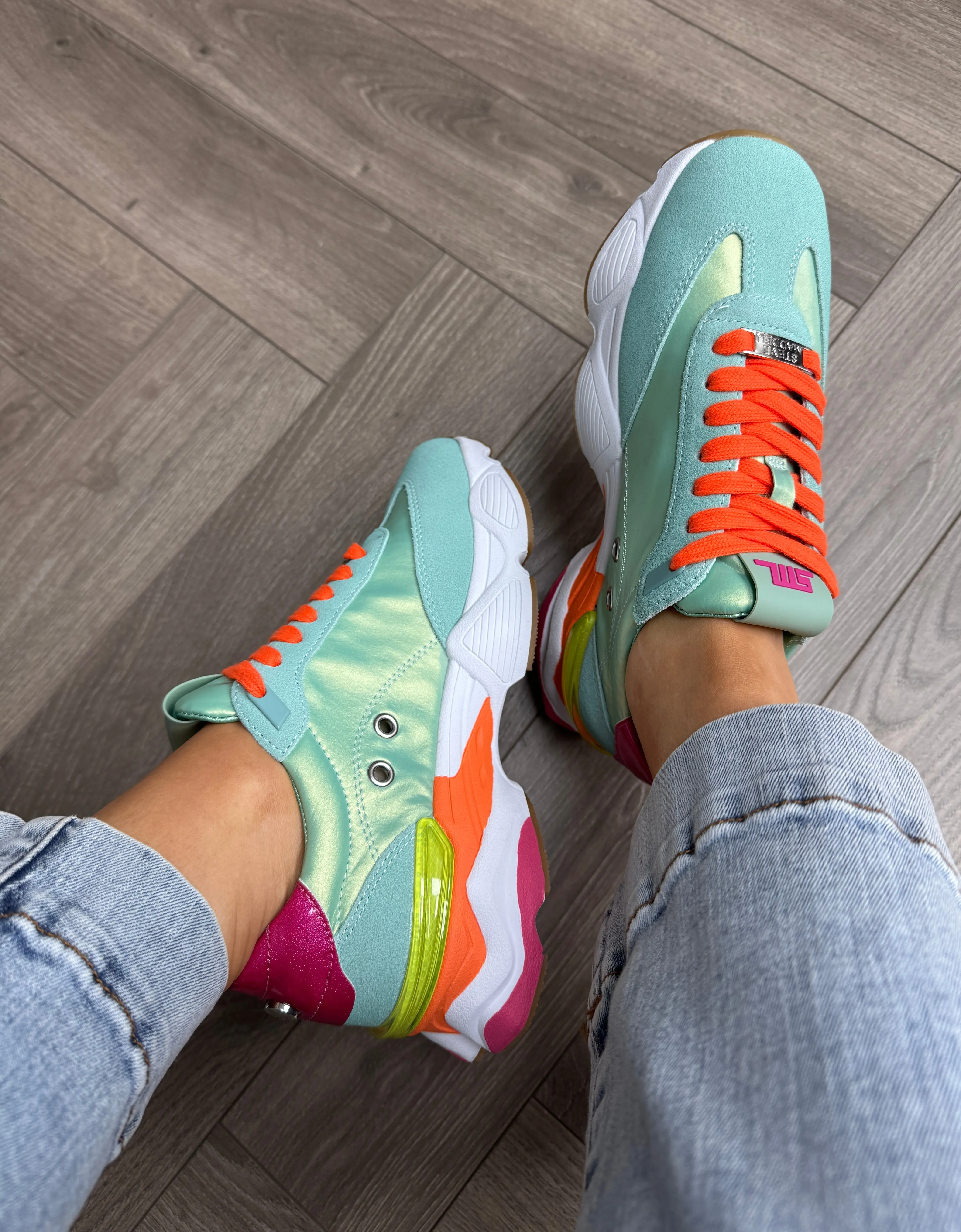 Steve Madden ‘Setback’ Lace Up Trainer With Coloured Insert - Fushsia/Mint (SM4)