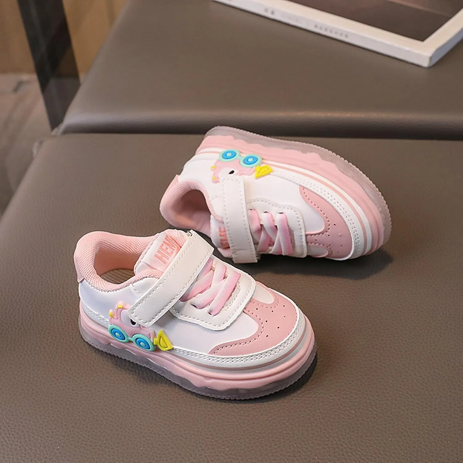 Toddler Infant Kids Light Up Platform Heel Flat Sneakers Flash Running Newborn Baby Sports Athletic Casual Casual Shoes