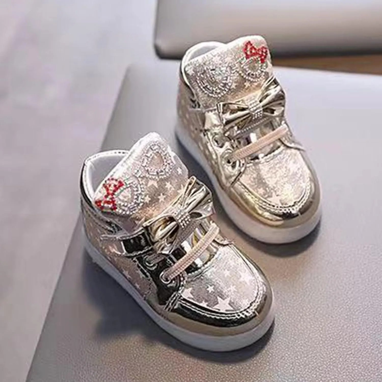 Toddler Light Up Sneaker Baby Infant Newborn First Walking Sport Shoes with Bow Girls Boys Led Outdoor Slip On Shoes