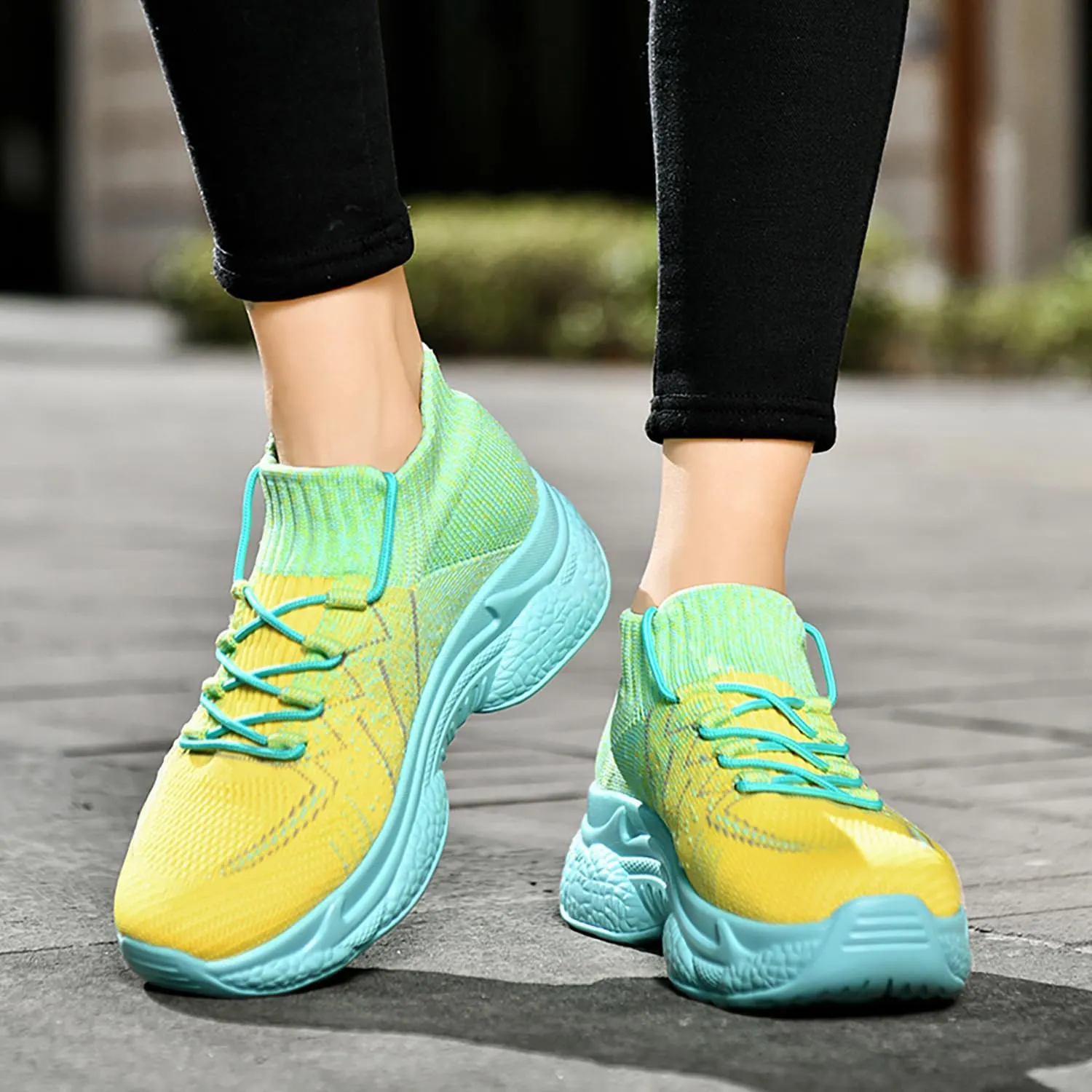 Womens Running Shoes Slip-on Walking Tennis Sneakers Lightweight Breathable Casual Soft Sole Mesh Workout Sports Shoes