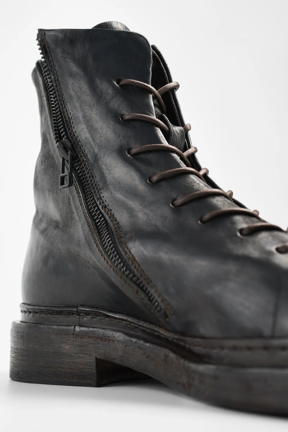 YALE matte-black welted oxford lace up boots.